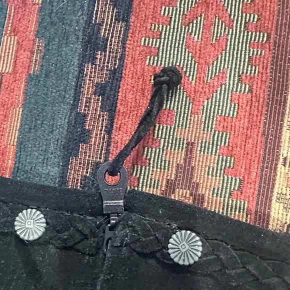 Minnetonka Black 5 layer Fringe Boots - Picture 8 of 8